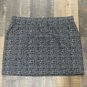 Apt. 9‎ Womens Black White Textured Knit Mini Skirt Size L Exposed Back Zip